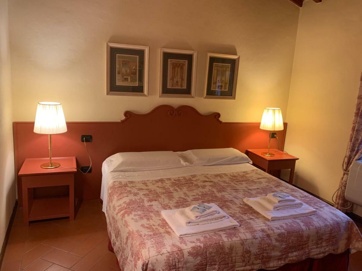 Locanda La Querce Монтемурло Экстерьер фото